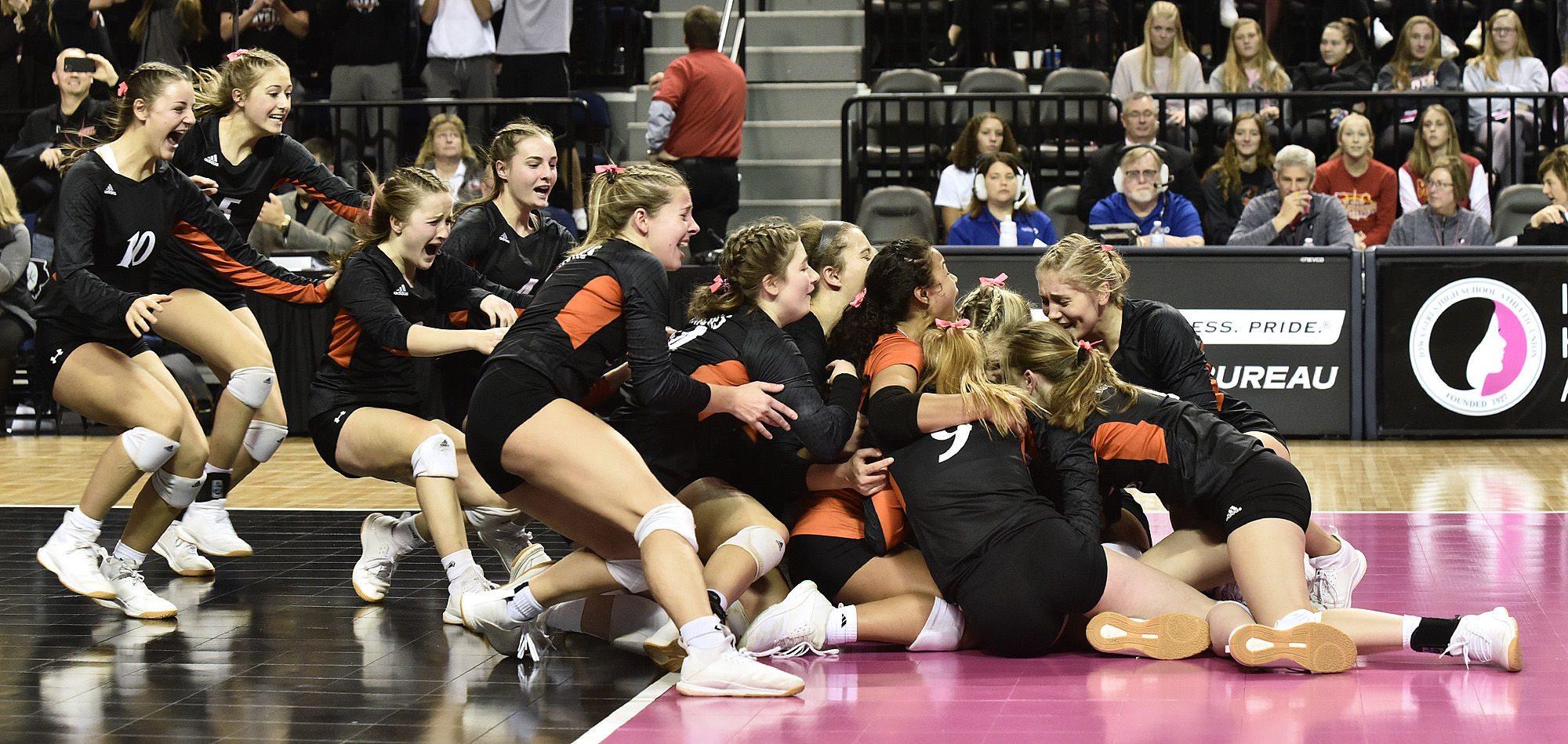 Sergeant Bluff-Luton vs Western Dubuque state volleyball